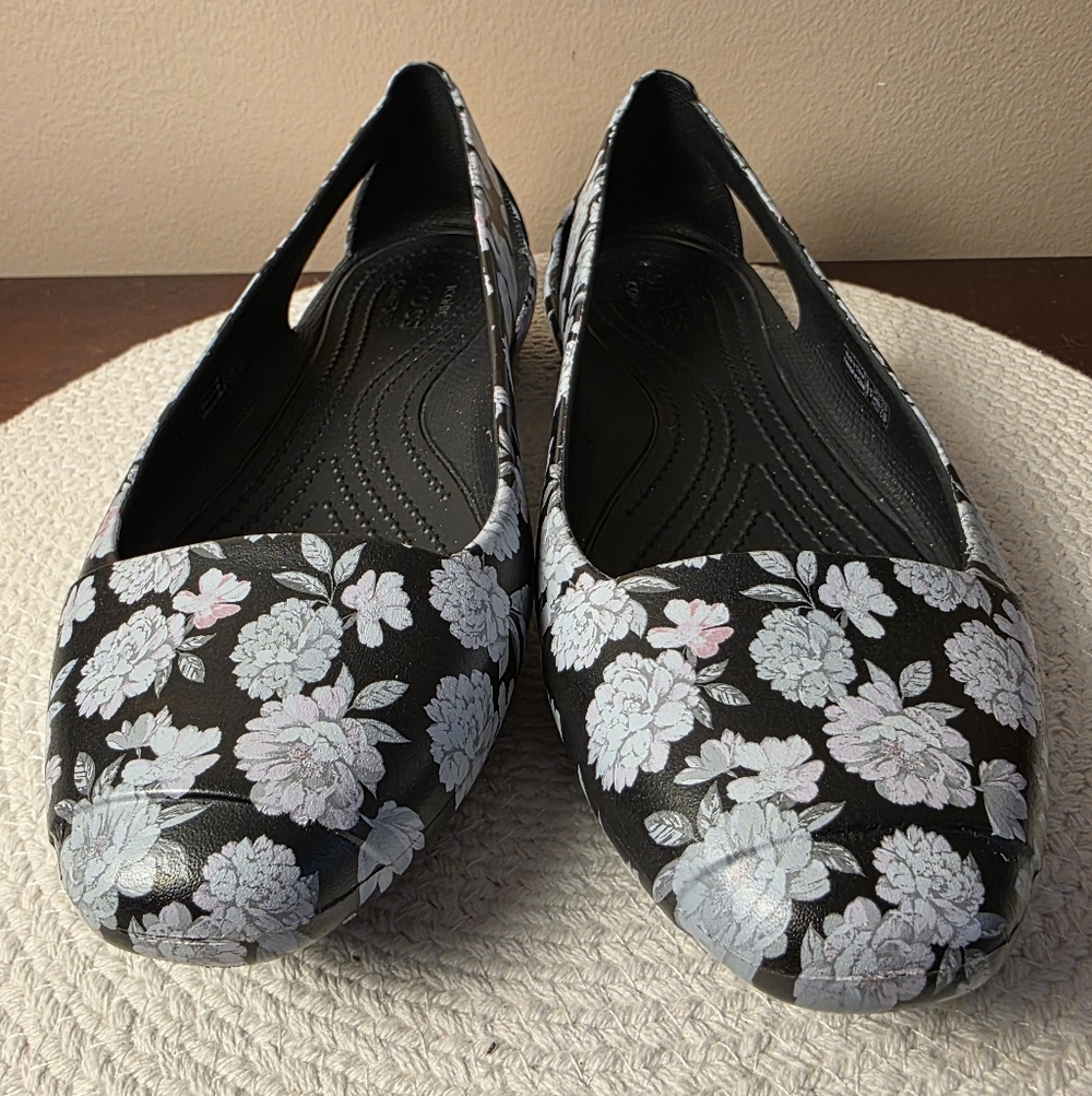 Women's Iconic CROCS Slip On Floral Flats
